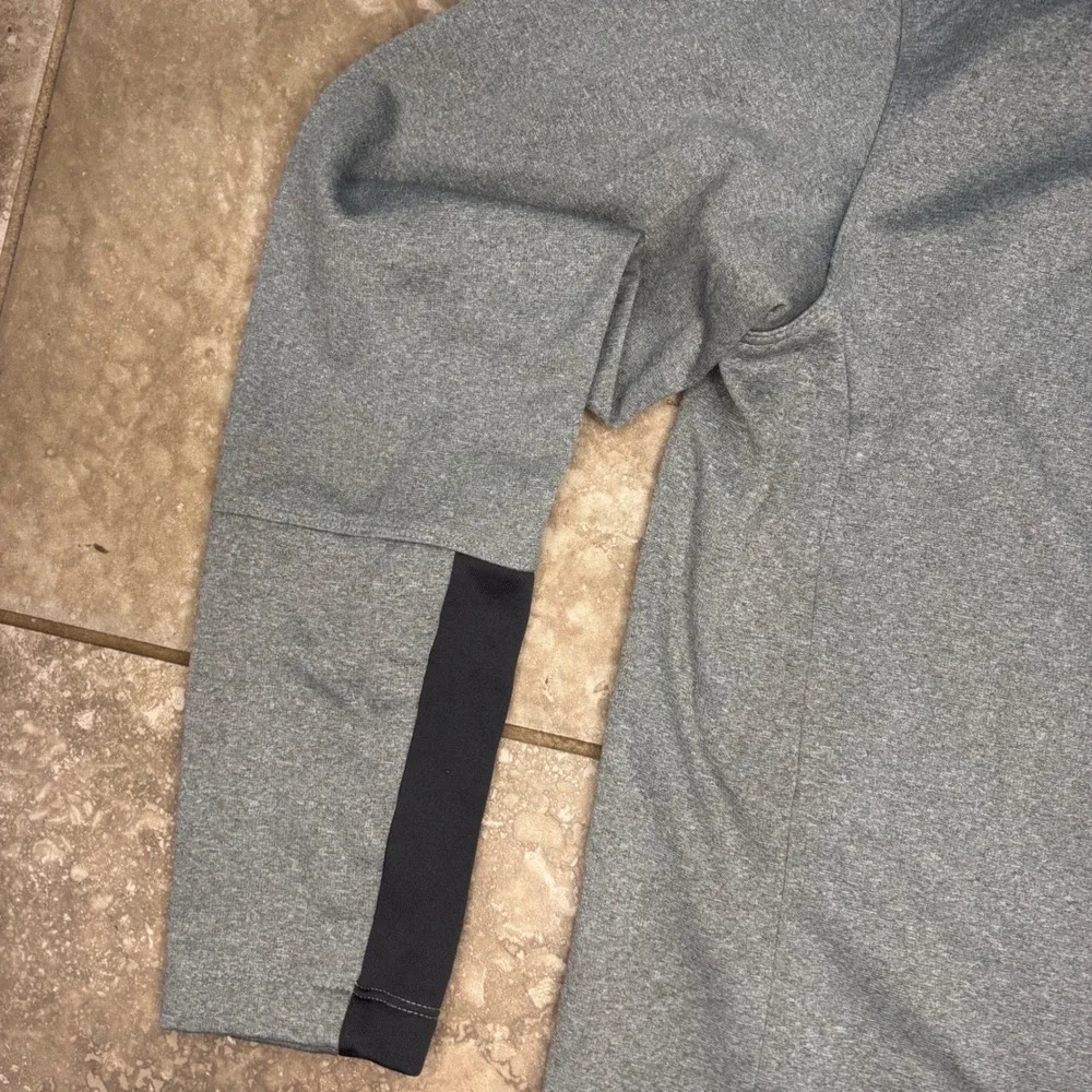 The North‎ Face Mens Quarter Zip Pullover Grey Performance Fleece Jacket M